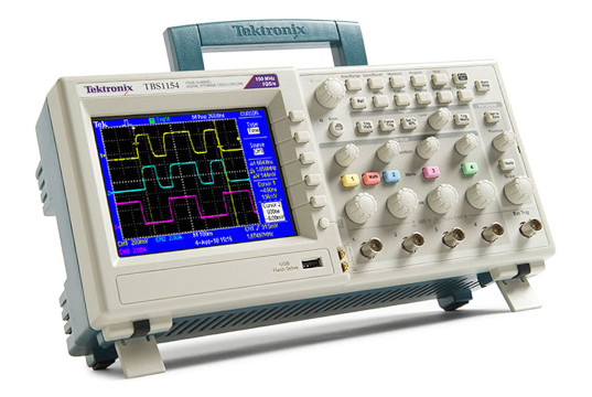 Osciloscopio de almacenamiento digital