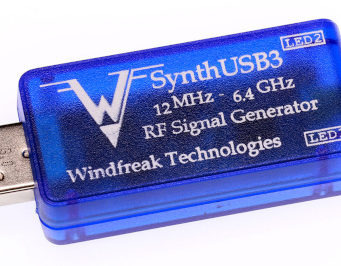 SynthUSB3 Generador de señales de microondas “de bolsillo”