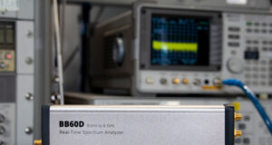 Analizador de espectro en tiempo real BB60D